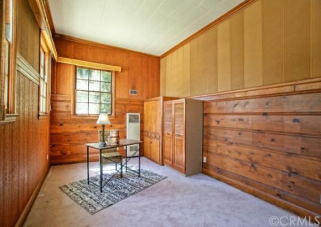 210 West Elm Street , Brea CA: 