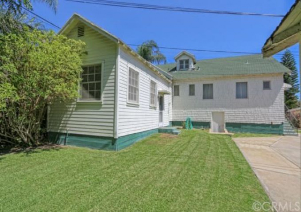 210 West Elm Street , Brea CA: 