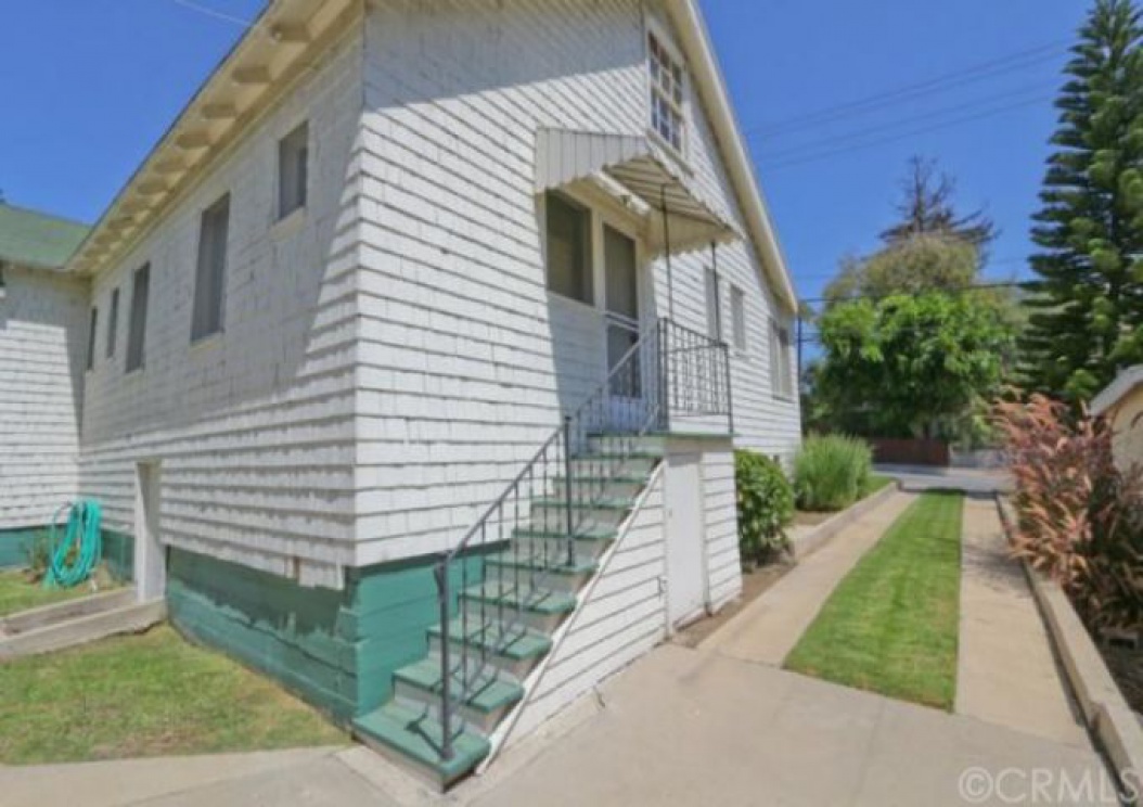 210 West Elm Street , Brea CA: 