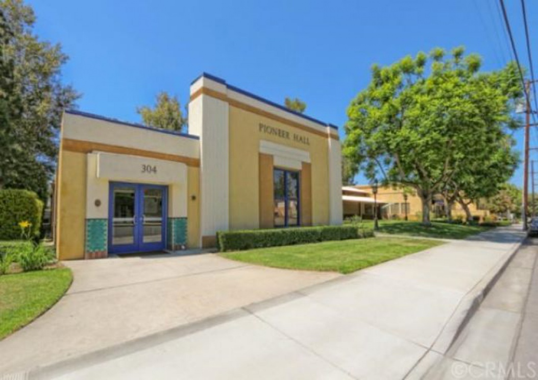 210 West Elm Street , Brea CA: 