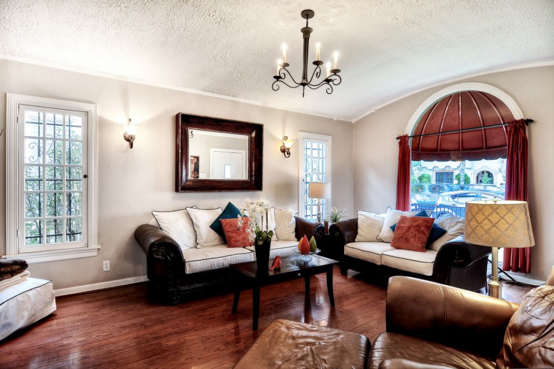 184 Roycroft Avenue , Long Beach CA: