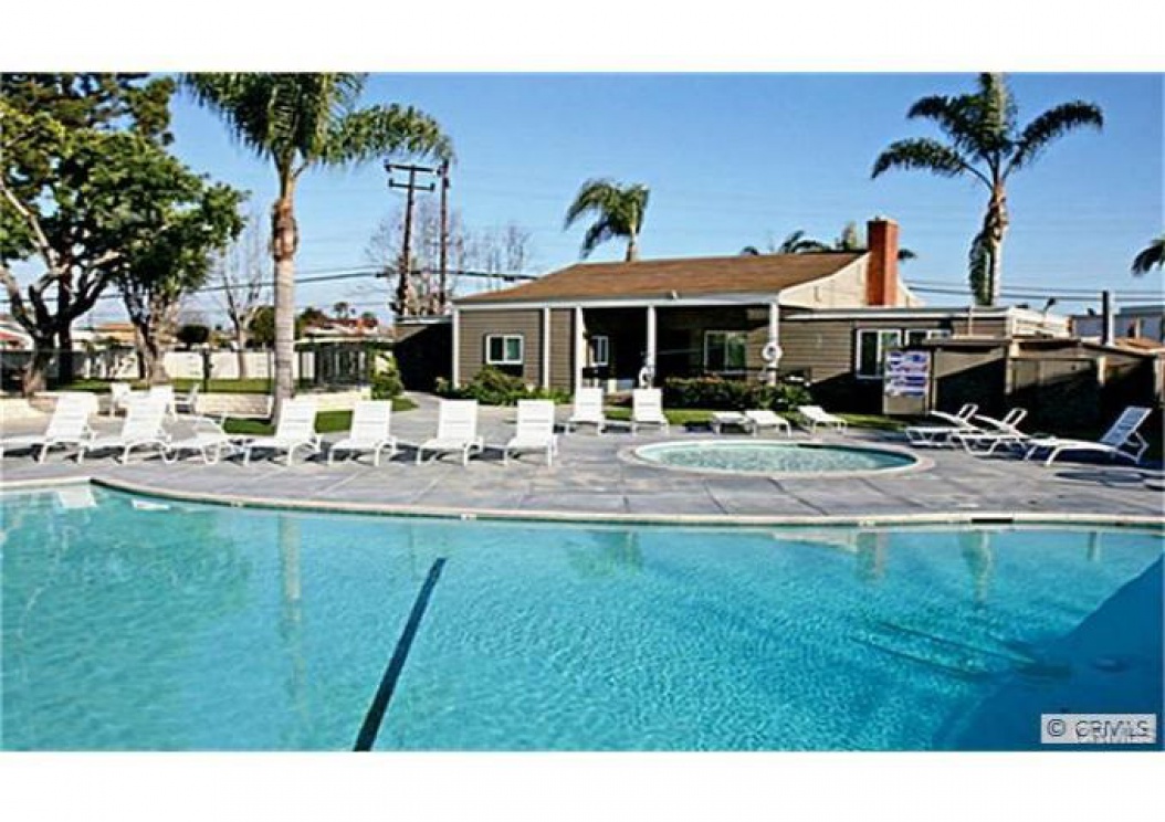 19835 Kingswood Lane , Huntington Beach CA: