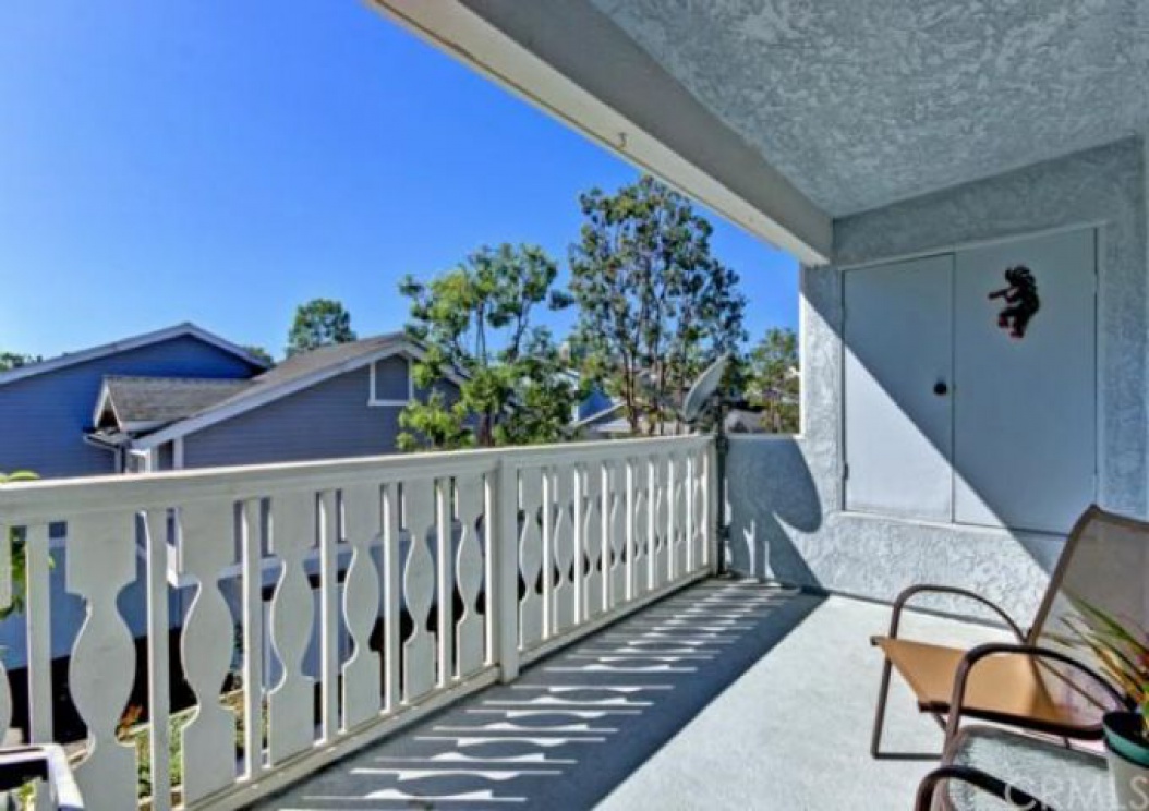 7841 Essex Drive , Huntington Beach CA: 