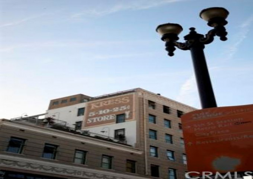 100 West 5th Street , Long Beach CA: