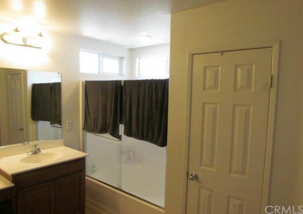 11977 Briarcliff Avenue , Fontana CA: