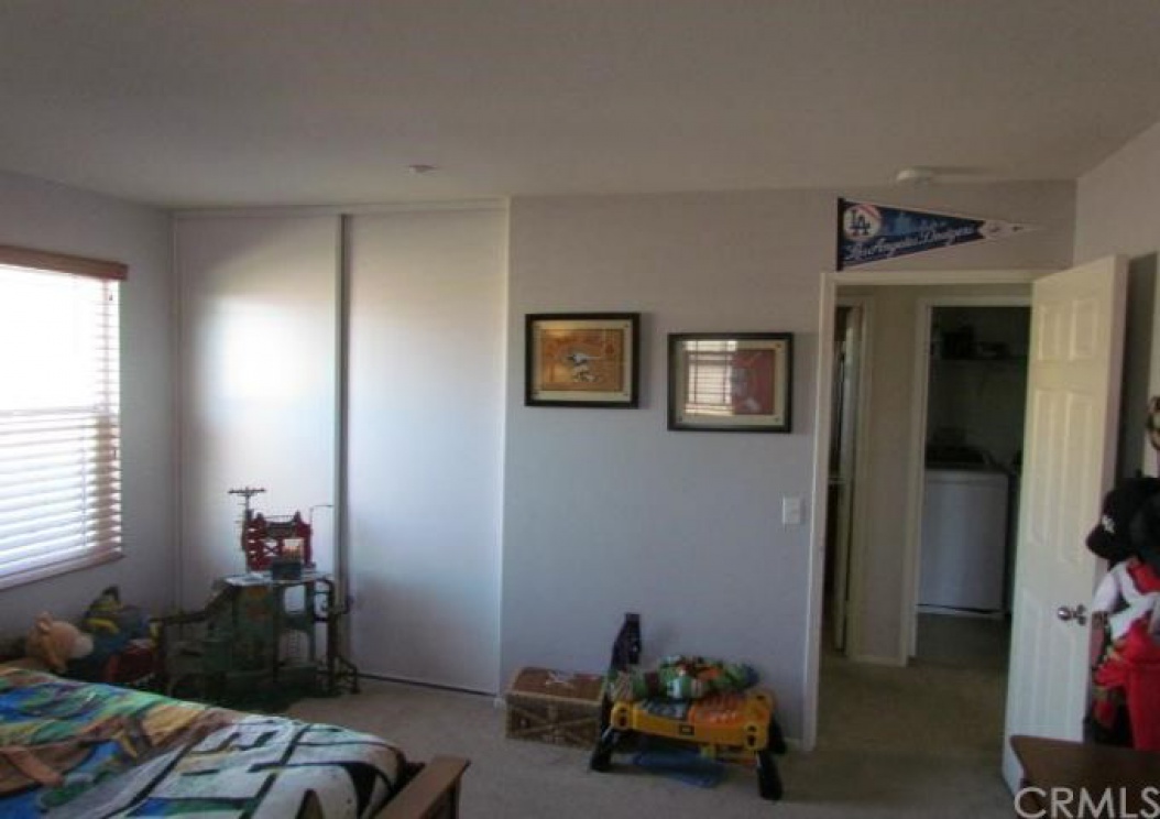 11977 Briarcliff Avenue , Fontana CA: