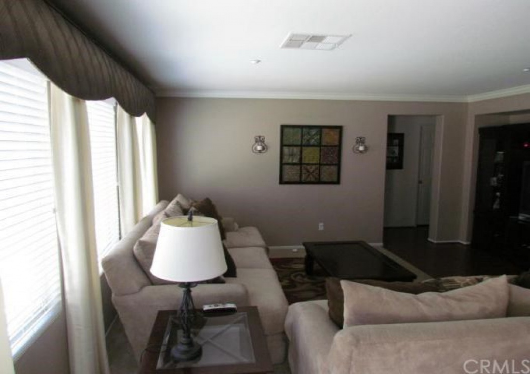 11977 Briarcliff Avenue , Fontana CA: