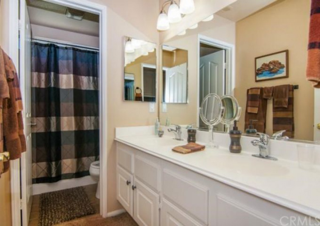 5873 Redhaven Street , Eastvale CA: 