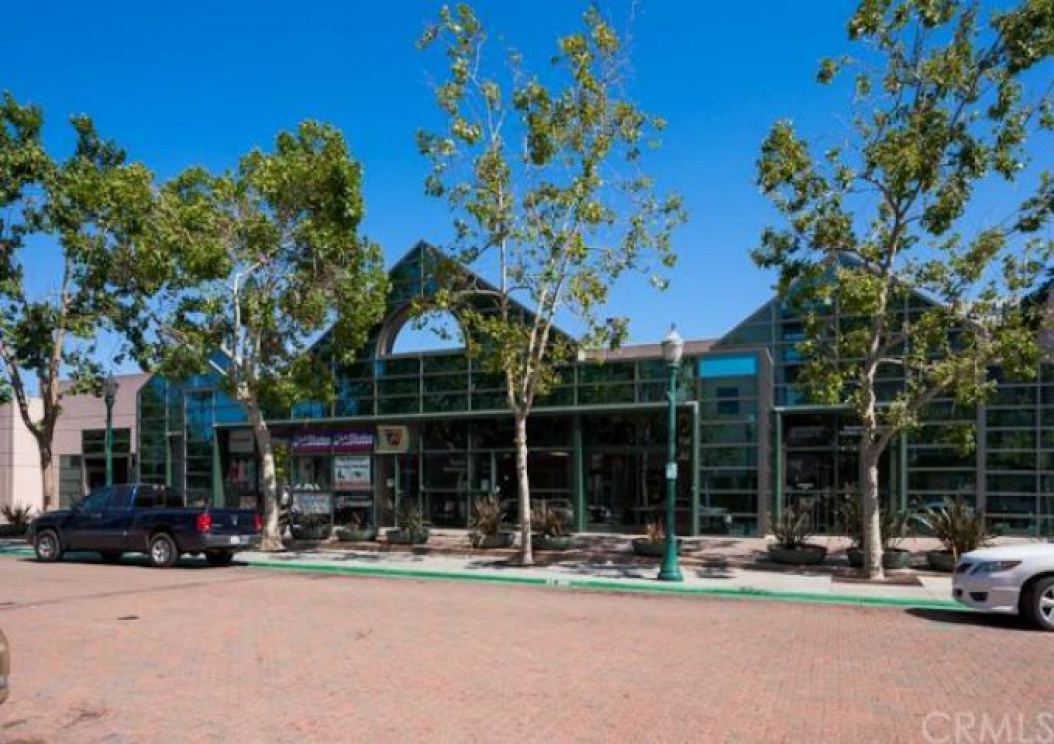 435 West CENTER Street , Anaheim CA: 