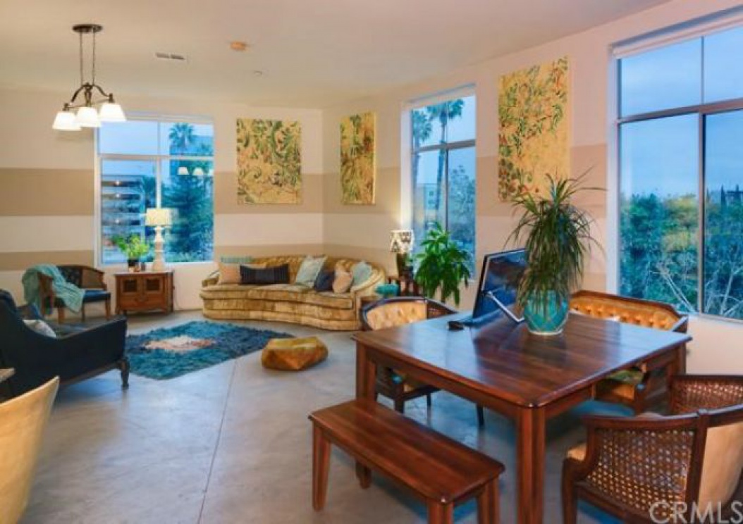 435 West CENTER Street , Anaheim CA: 