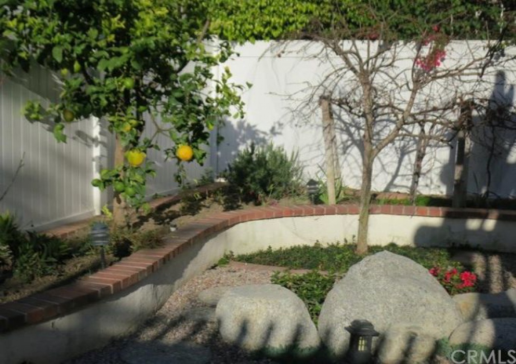 5 Terraza , Irvine CA: 