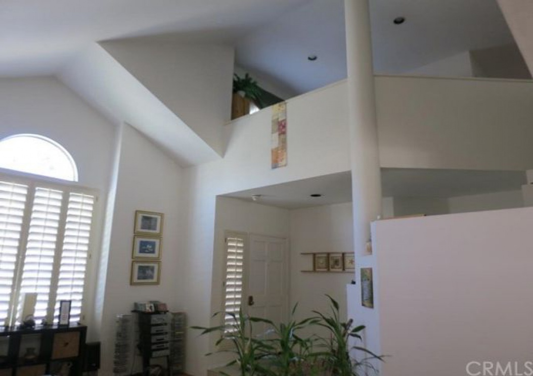 5 Terraza , Irvine CA: 