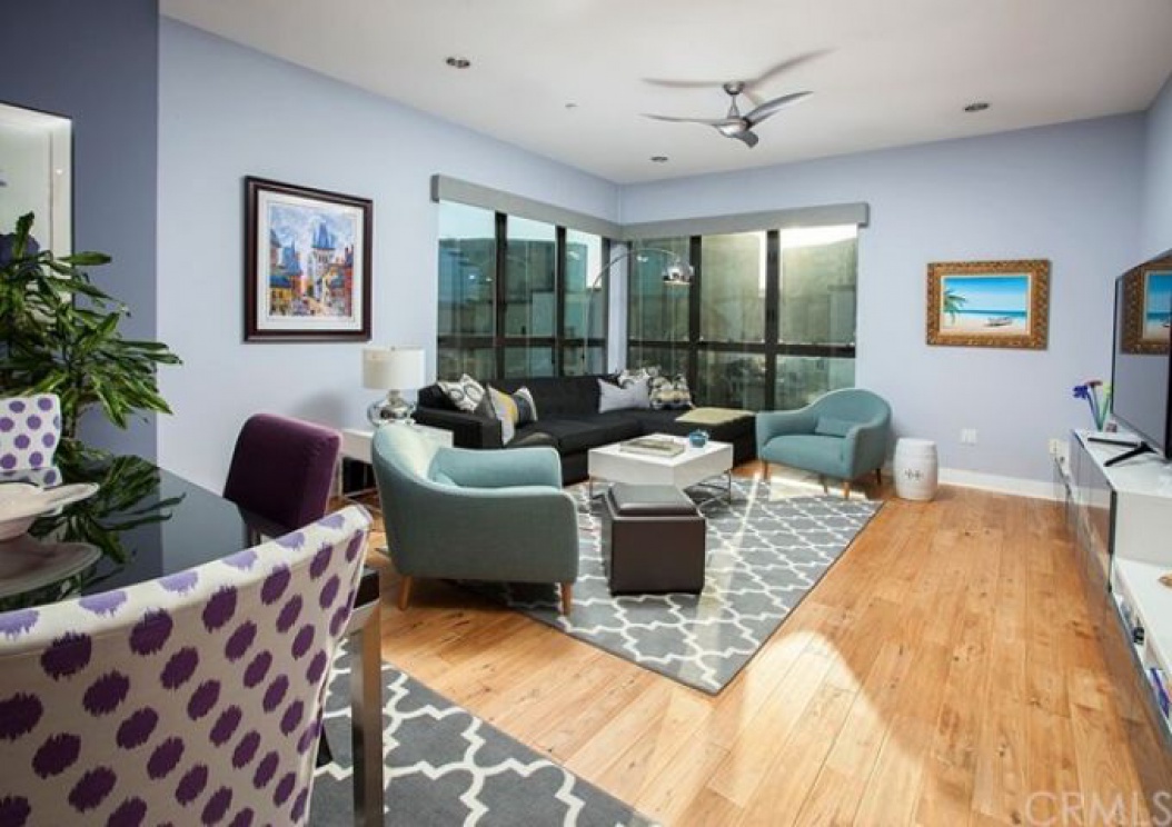 402 Rockefeller , Irvine CA: