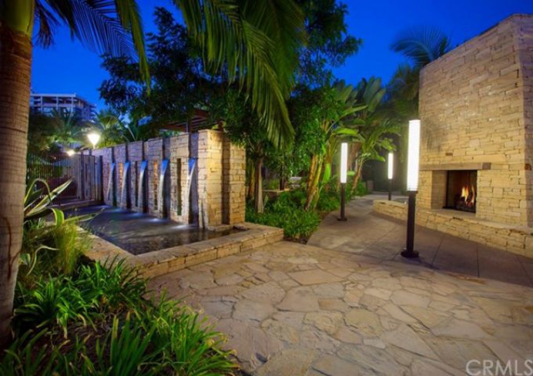 402 Rockefeller , Irvine CA: