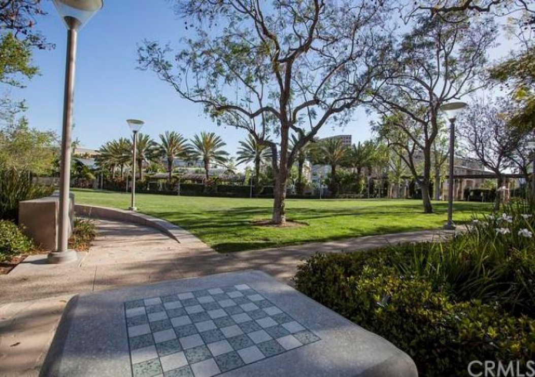 402 Rockefeller , Irvine CA: