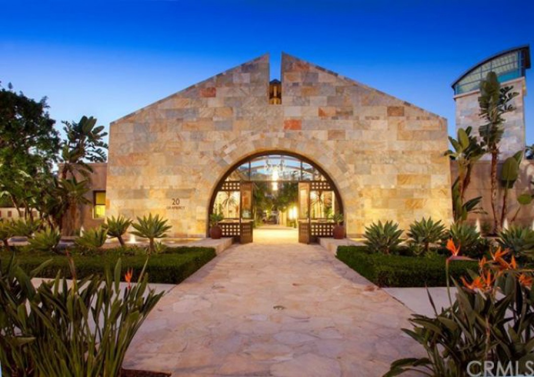 402 Rockefeller , Irvine CA: