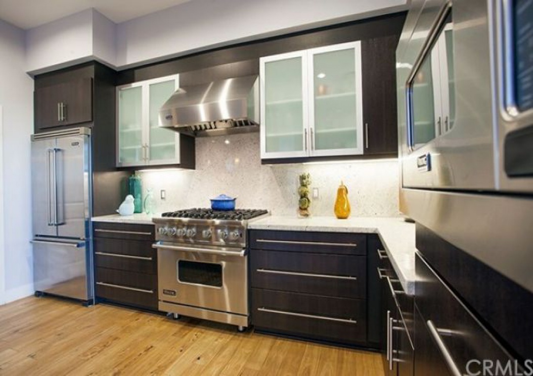 402 Rockefeller , Irvine CA: