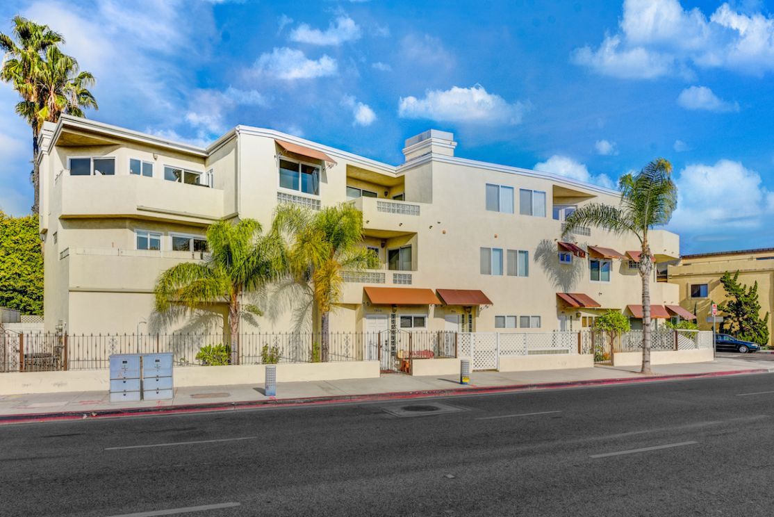 1906 West Balboa Boulevard , Newport Beach CA: 