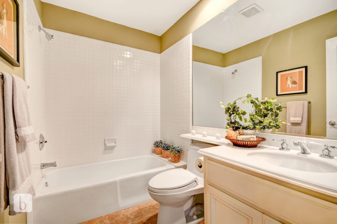 21141   Cancun   , Mission Viejo CA: 