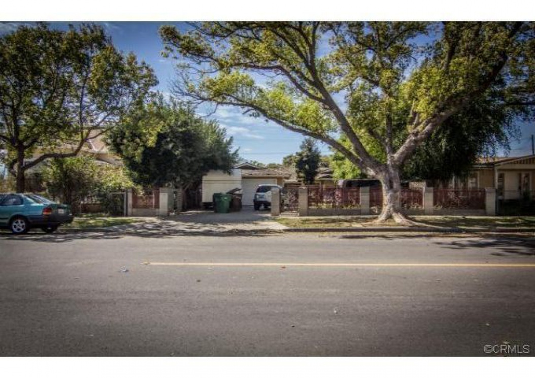 908 South Orange Avenue , Santa Ana CA: 