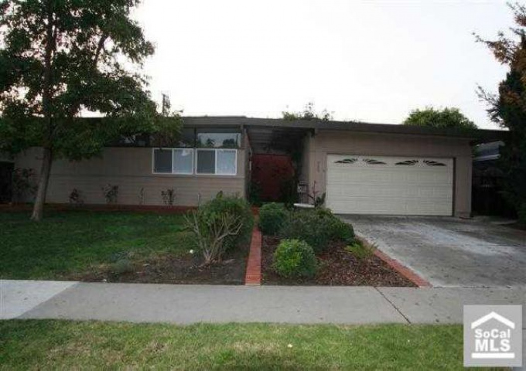 525 N Cornell Ave, Fullerton CA: 