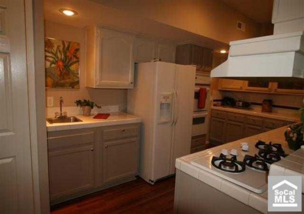 525 N Cornell Ave, Fullerton CA: 