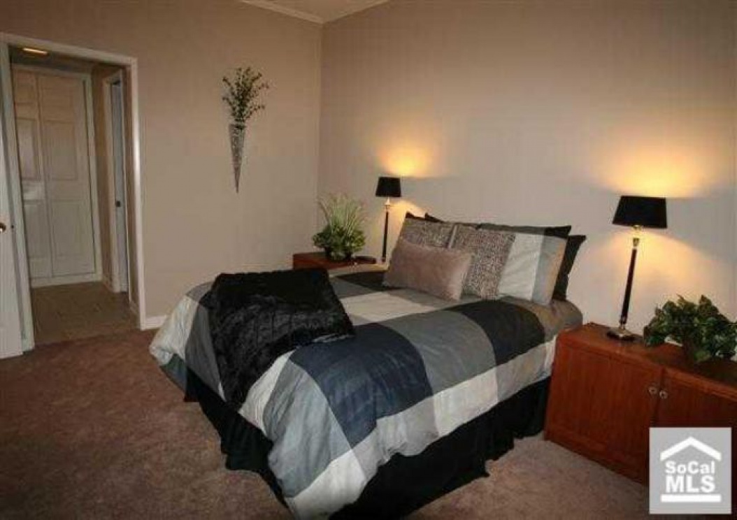 525 N Cornell Ave, Fullerton CA: 