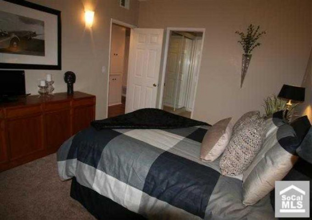 525 N Cornell Ave, Fullerton CA: 