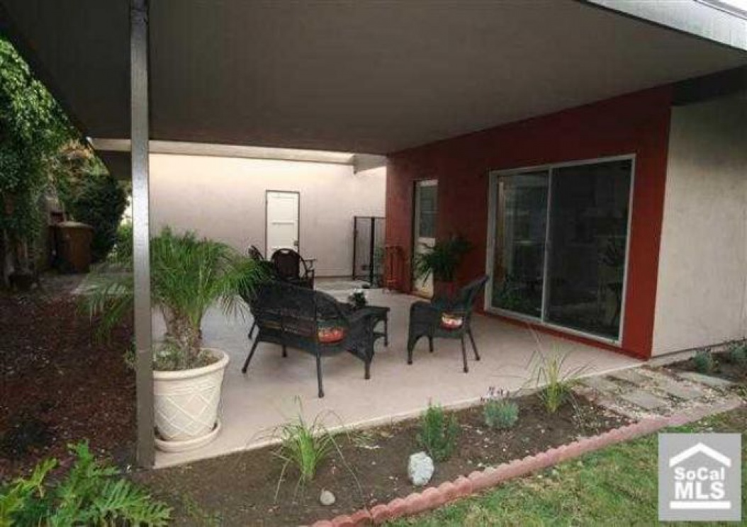 525 N Cornell Ave, Fullerton CA: 