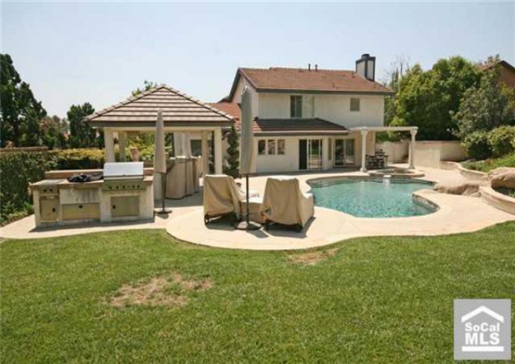 5100 Via Del Fierro, Yorba Linda CA: 