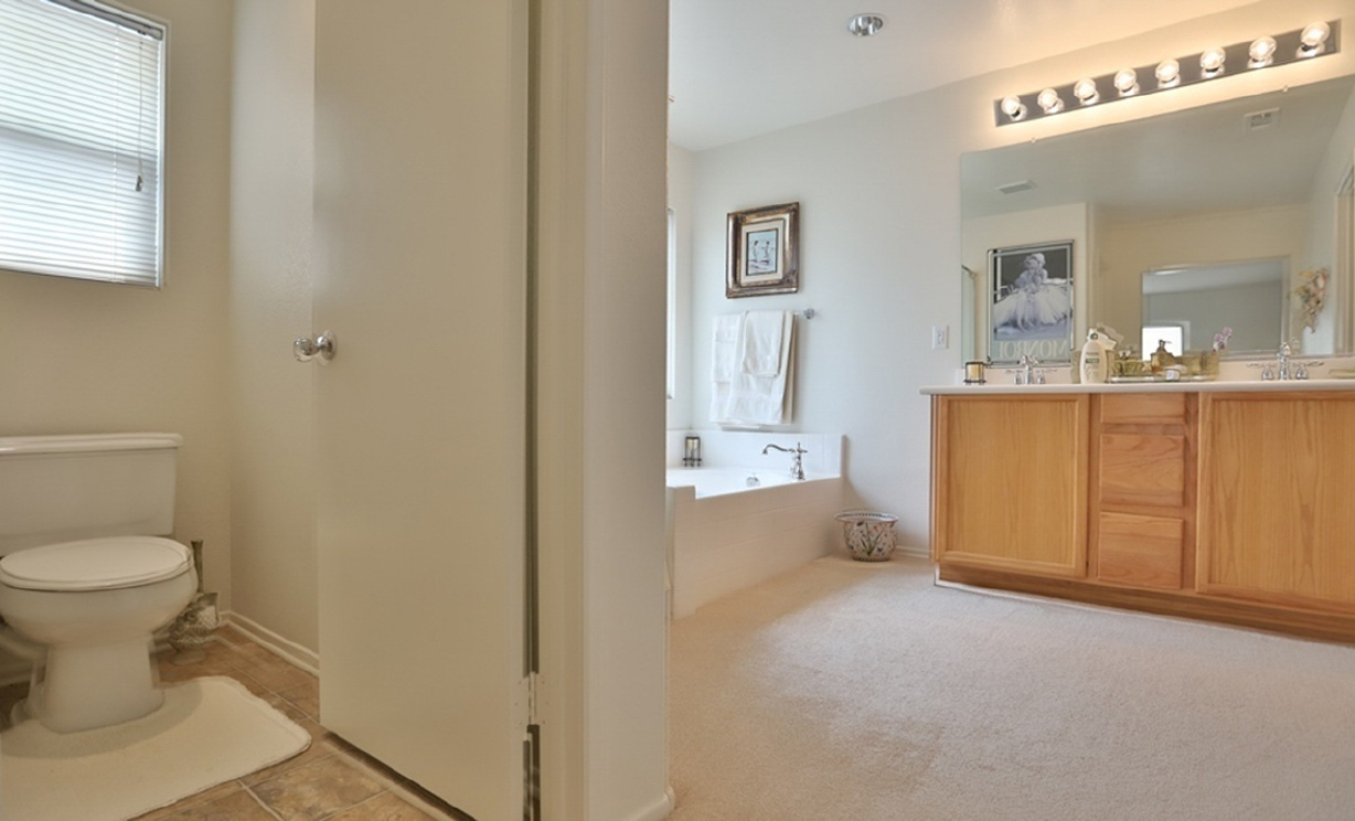 9511 Tanzanite Avenue, Hesperia CA: 