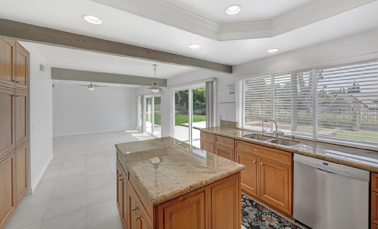 1918 Dana Place, Fullerton CA: 
