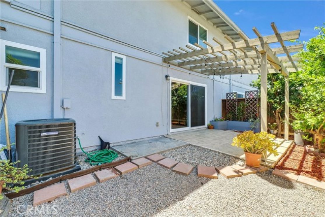 1153 E 1st Street, Tustin CA: 