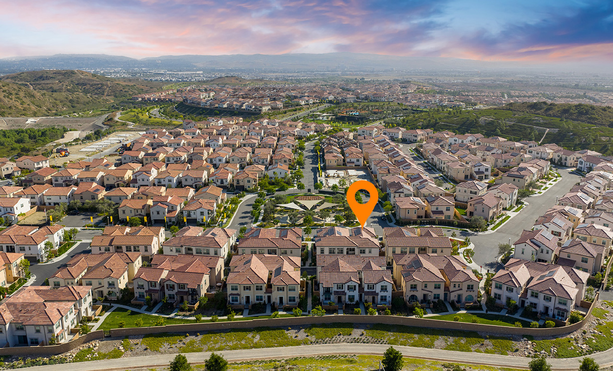 106 Sunnyside, Irvine CA: 