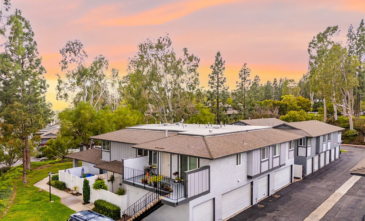 6567 Woodburn Ln, Yorba Linda CA: 