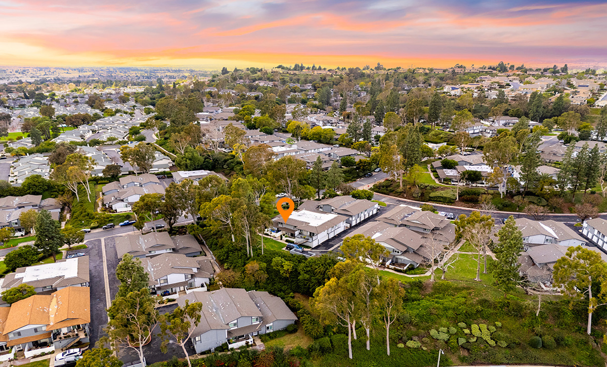 6567 Woodburn Ln, Yorba Linda CA: 
