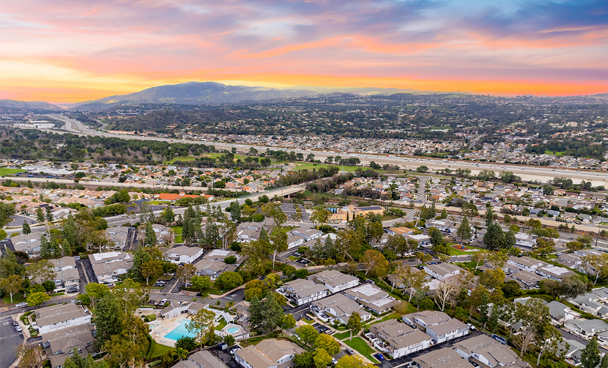 6567 Woodburn Ln, Yorba Linda CA: 