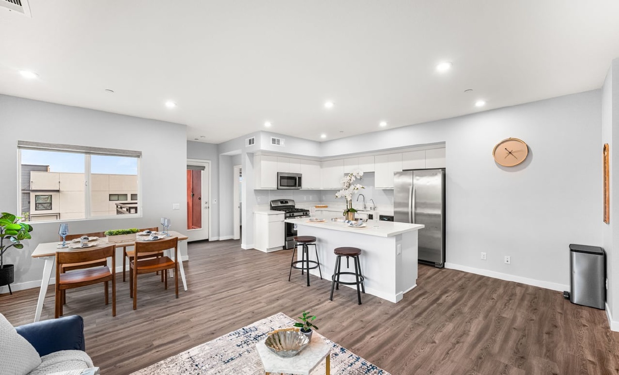 400 W Central Ave #307, Brea CA: 