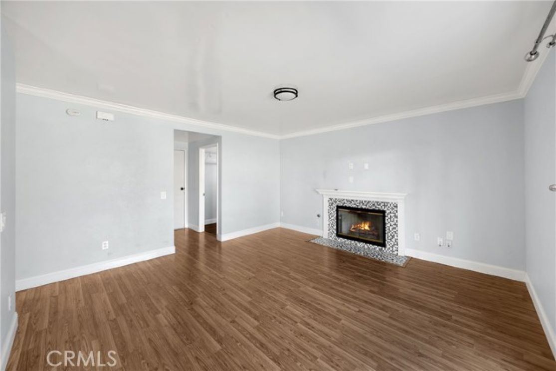 1063 W Long Beach Drive, Colton CA: 