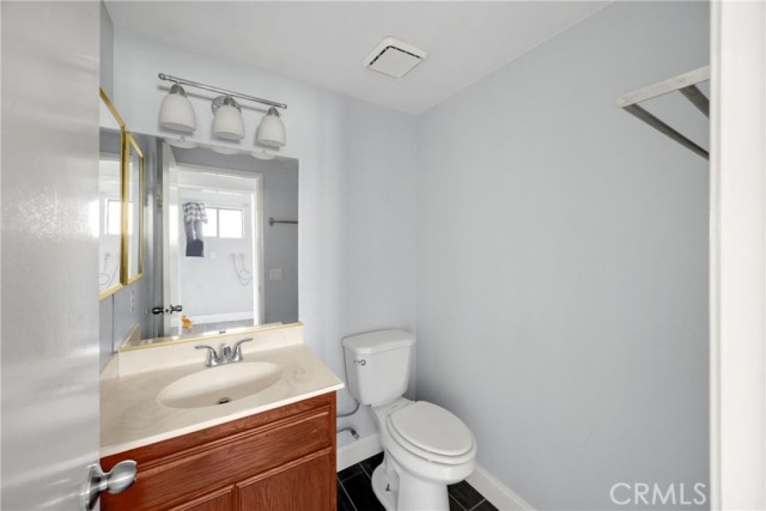 1063 W Long Beach Drive, Colton CA: 