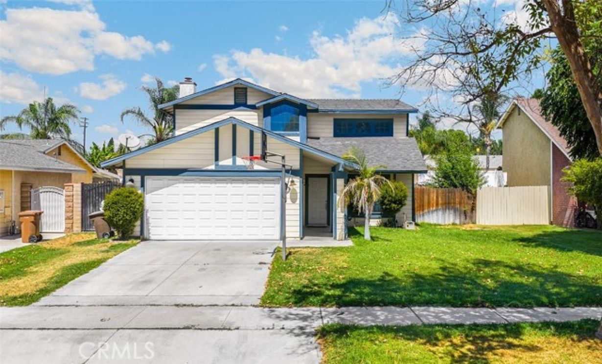 1063 W Long Beach Drive, Colton CA: 