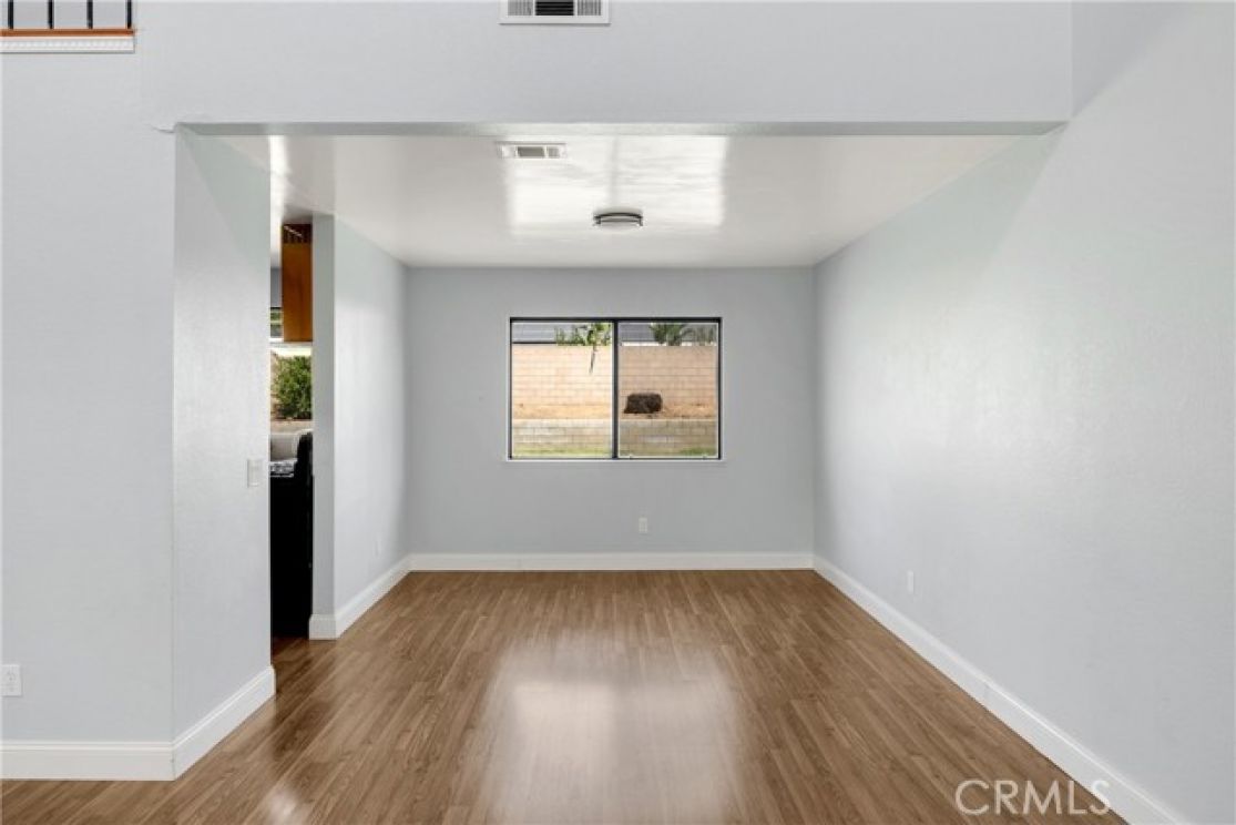 1063 W Long Beach Drive, Colton CA: 