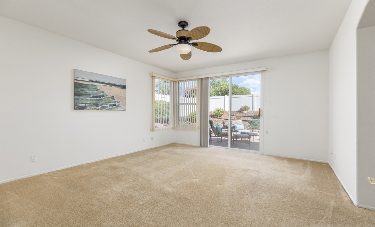 4945 Silverado Avenue, Banning CA: 