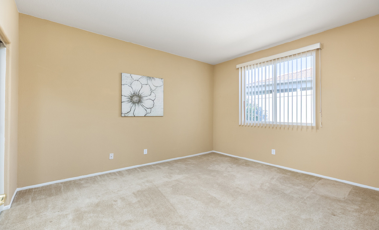4945 Silverado Avenue, Banning CA: 