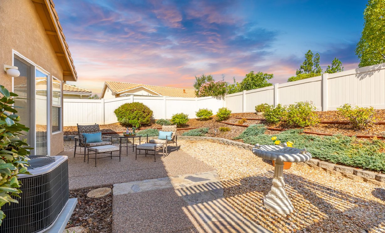 4945 Silverado Avenue, Banning CA: 