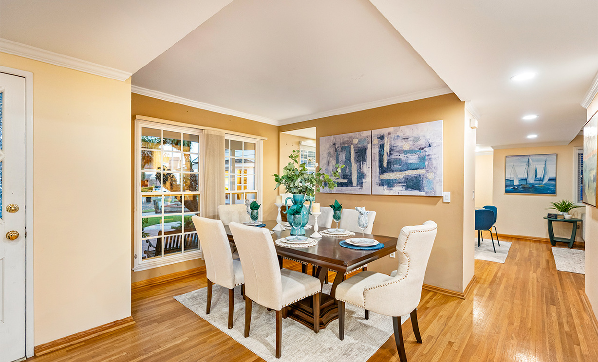 2207 Calle Ultimo, Fullerton CA: 