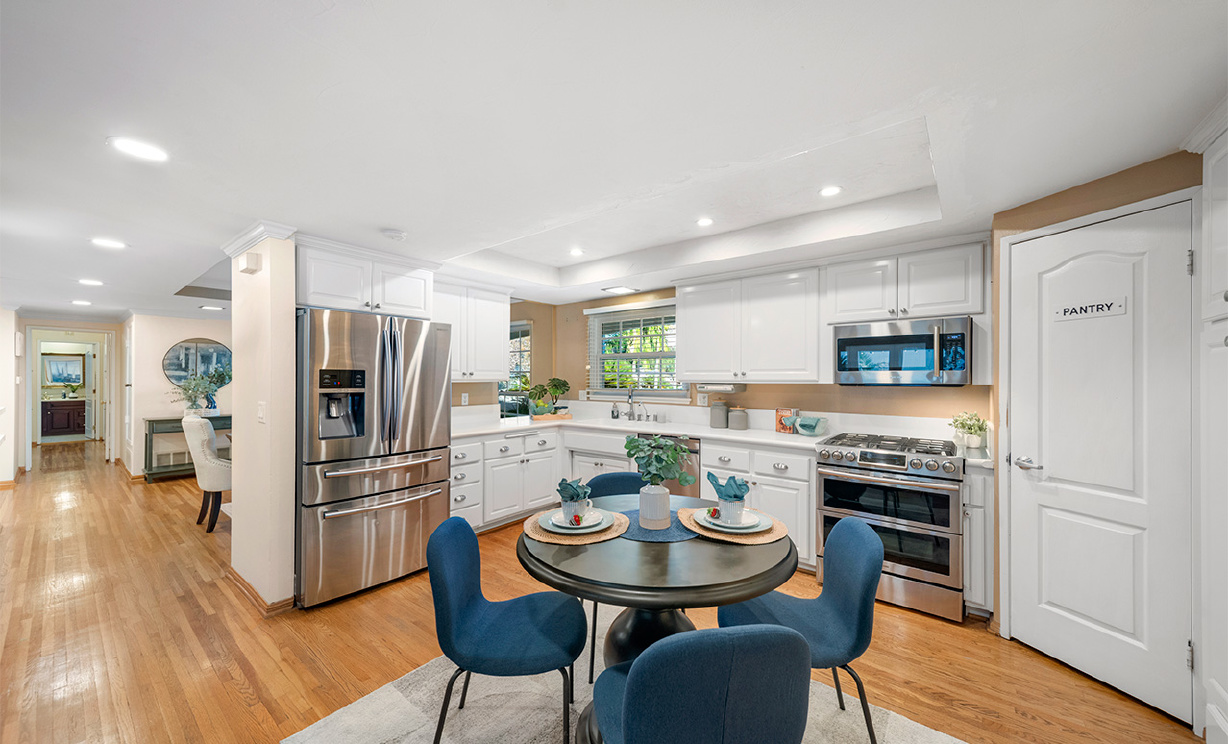 2207 Calle Ultimo, Fullerton CA: 