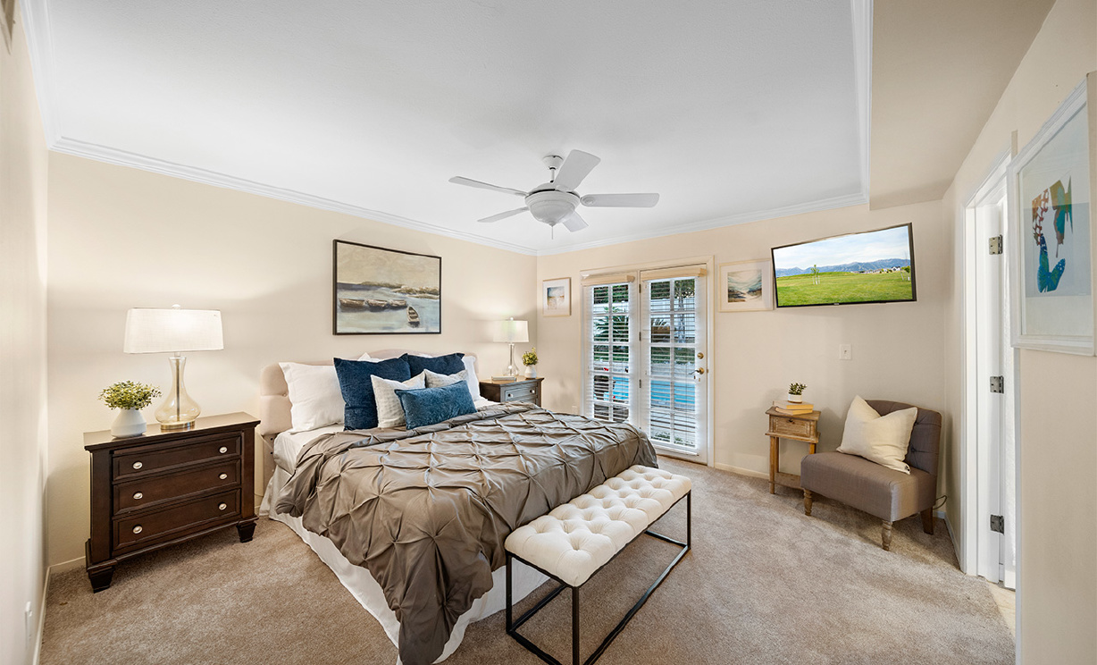 2207 Calle Ultimo, Fullerton CA: 