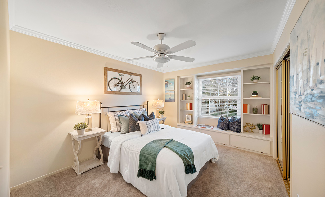 2207 Calle Ultimo, Fullerton CA: 