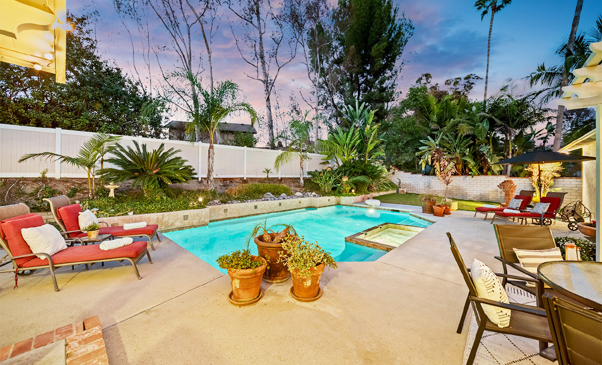 2207 Calle Ultimo, Fullerton CA: 